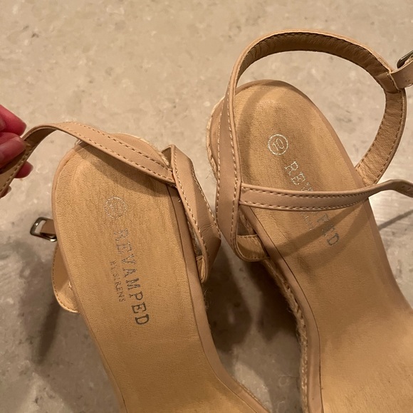 Women’s Revamped Heels - Picture 5 of 5